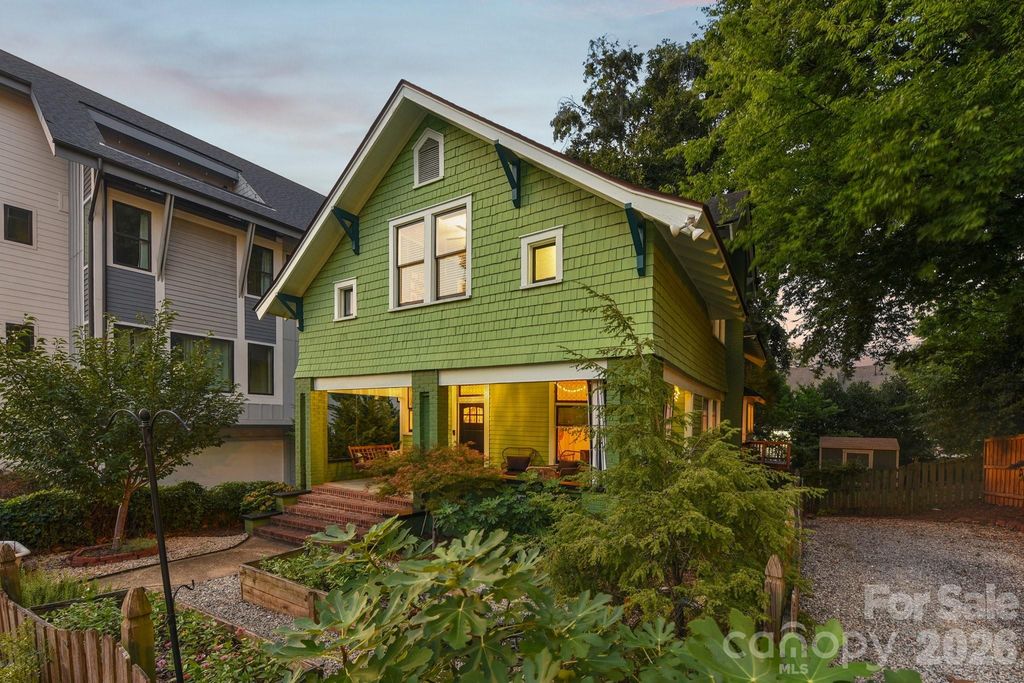 1000 Margaret Brown Street, Charlotte, NC 28202