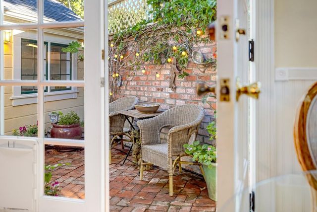 179 Pacific Avenue, Pacific Grove, CA 93950