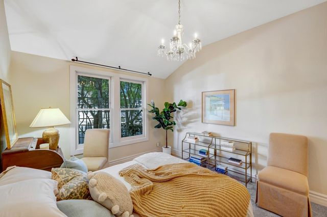 179 Pacific Avenue, Pacific Grove, CA 93950