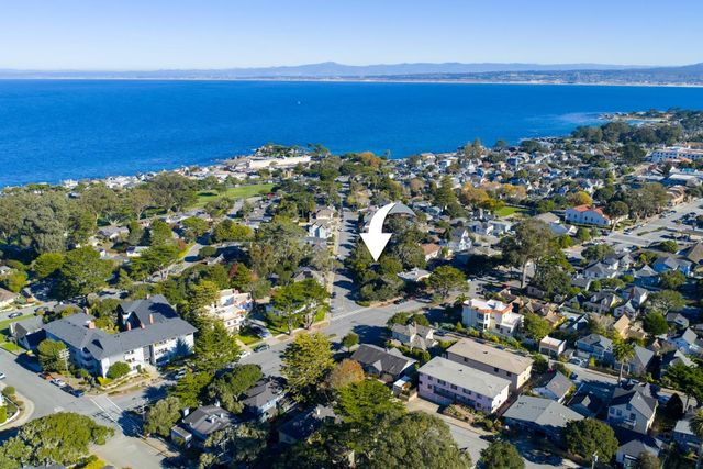 179 Pacific Avenue, Pacific Grove, CA 93950