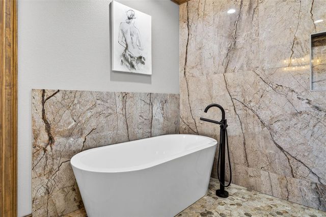 32103 RUSTY CREEK TRAIL, Dade City, FL 33525