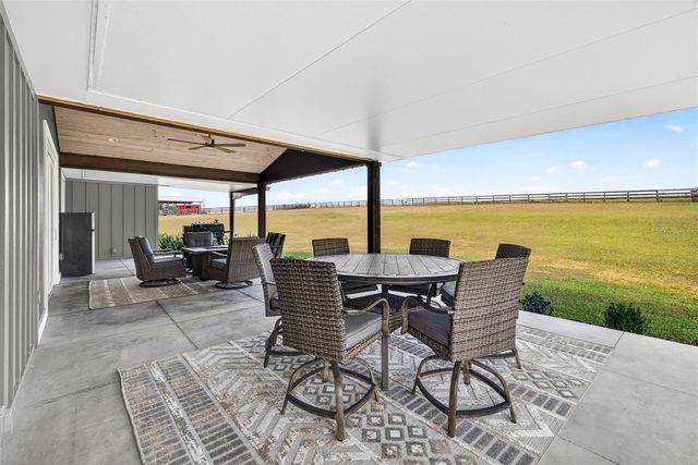 32103 RUSTY CREEK TRAIL, Dade City, FL 33525