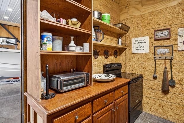 32103 RUSTY CREEK TRAIL, Dade City, FL 33525