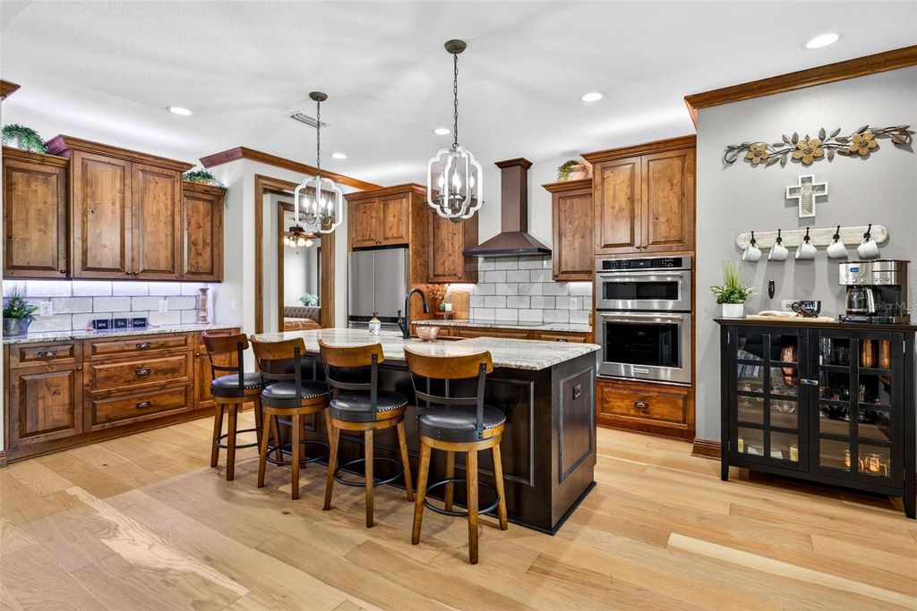 Image 15 of property listing at 32103 RUSTY CREEK TRAIL, Dade City, FL 33525