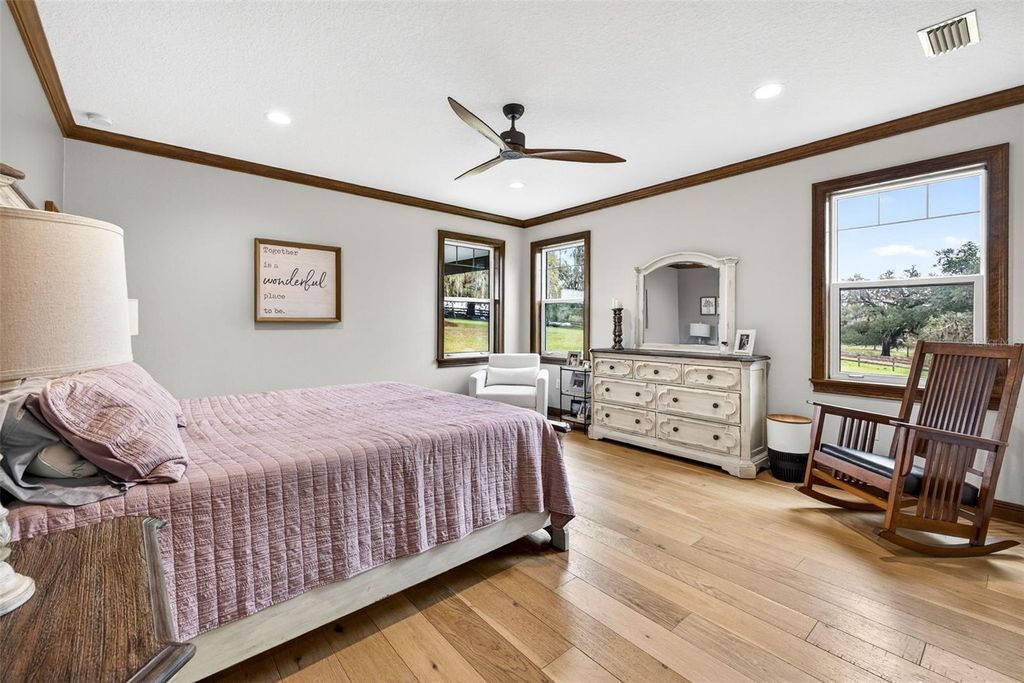 Image 38 of property listing at 32103 RUSTY CREEK TRAIL, Dade City, FL 33525