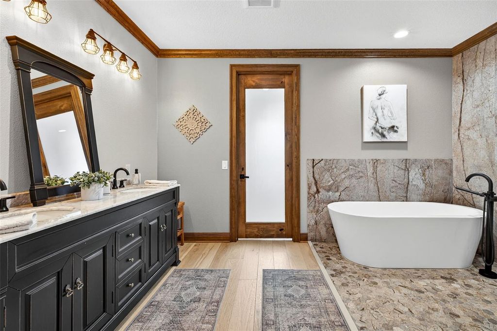 Image 43 of property listing at 32103 RUSTY CREEK TRAIL, Dade City, FL 33525