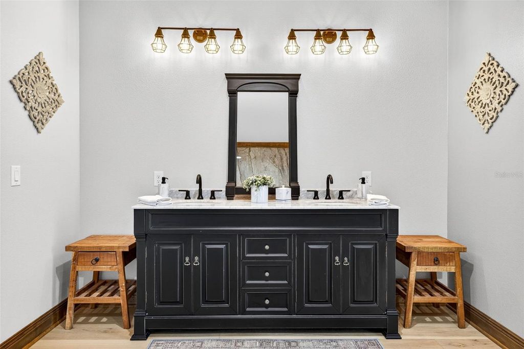 Image 46 of property listing at 32103 RUSTY CREEK TRAIL, Dade City, FL 33525