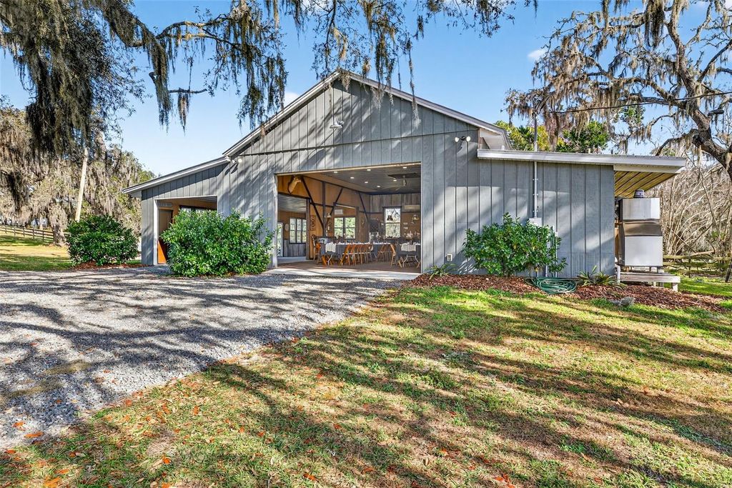 Image 80 of property listing at 32103 RUSTY CREEK TRAIL, Dade City, FL 33525