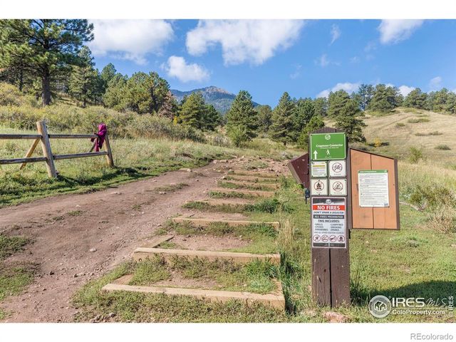 2596 Briarwood Drive, Boulder, CO 80305