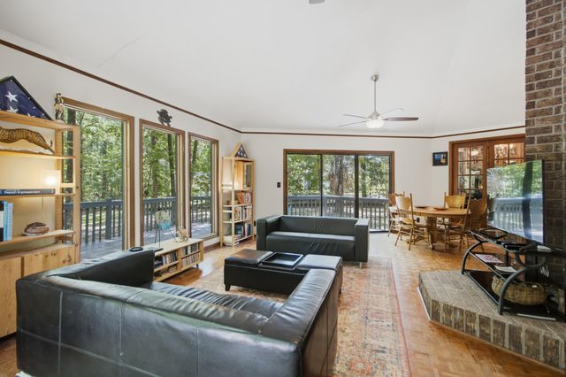 114 Poplar Circle, Summerville, SC 29483