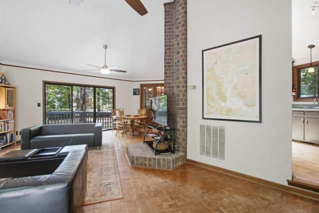114 Poplar Circle, Summerville, SC 29483