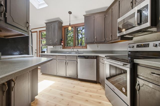 114 Poplar Circle, Summerville, SC 29483