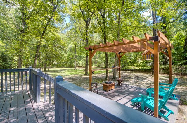 114 Poplar Circle, Summerville, SC 29483