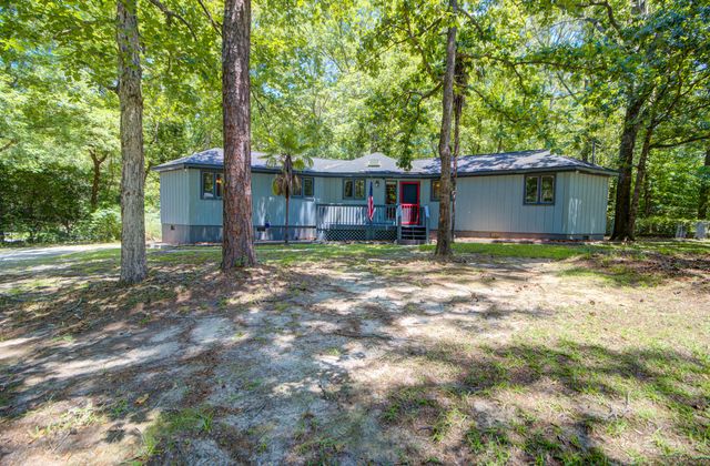114 Poplar Circle, Summerville, SC 29483