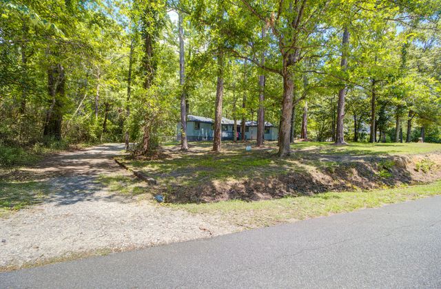 114 Poplar Circle, Summerville, SC 29483
