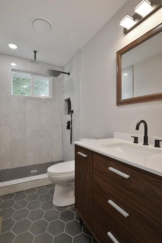 1140 E Mound Street, Columbus, OH 43205