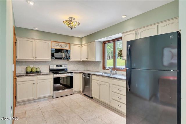 1056 Spring Avenue Extension, Brunswick, NY 12180
