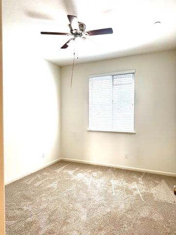 4816 Ammolite Way, Elk Grove, CA 95757