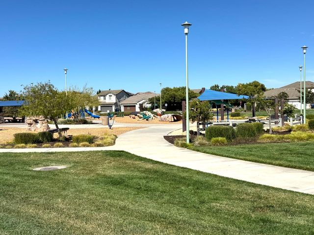 4816 Ammolite Way, Elk Grove, CA 95757