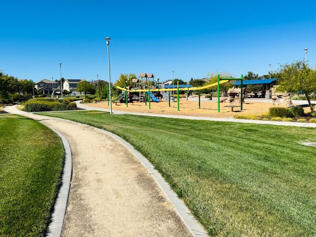 4816 Ammolite Way, Elk Grove, CA 95757