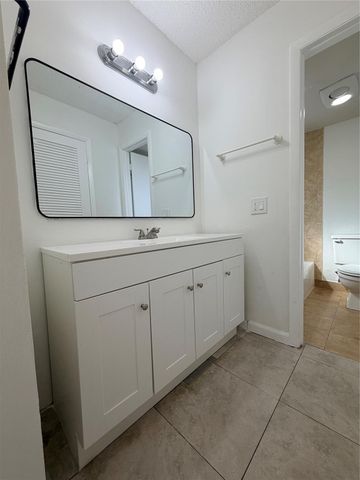 3100 N Pine Island Road 310, Sunrise, FL 33351