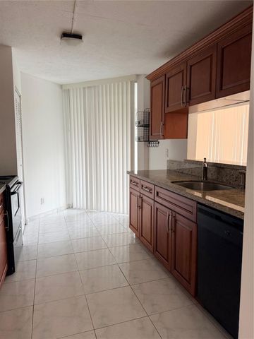3100 N Pine Island Road 310, Sunrise, FL 33351