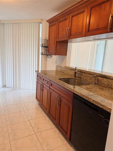 3100 N Pine Island Road 310, Sunrise, FL 33351