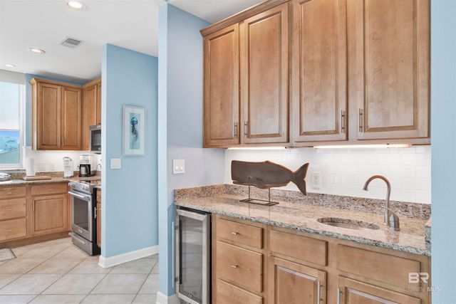 1940 W Beach Boulevard 302, Gulf Shores, AL 36542