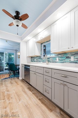 2132 Tama CIR 102, Naples, FL 34112