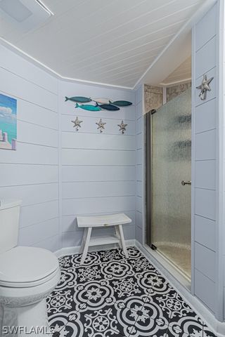 2132 Tama CIR 102, Naples, FL 34112