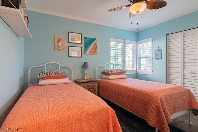 2132 Tama CIR 102, Naples, FL 34112