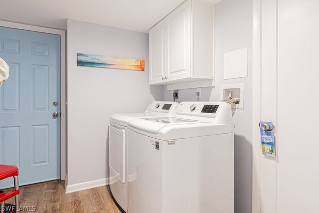 2132 Tama CIR 102, Naples, FL 34112