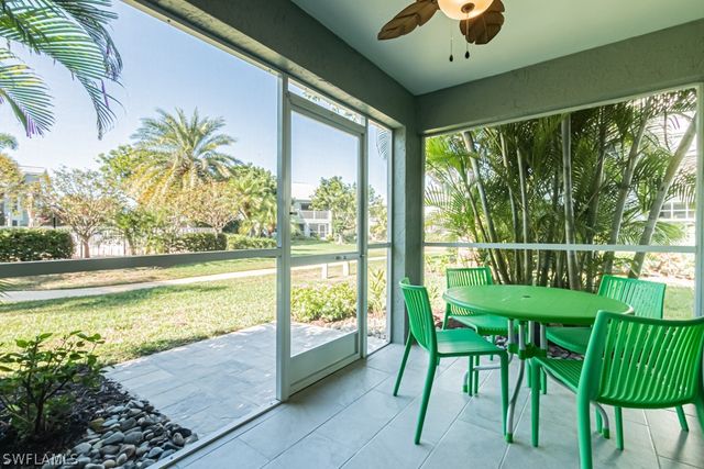 2132 Tama CIR 102, Naples, FL 34112