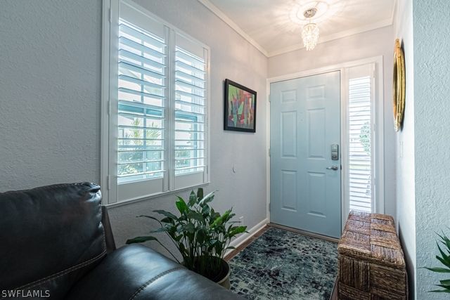 2132 Tama CIR 102, Naples, FL 34112