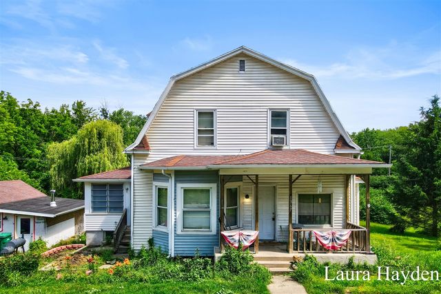 1367 E Riverside Drive, Ionia, MI 48846