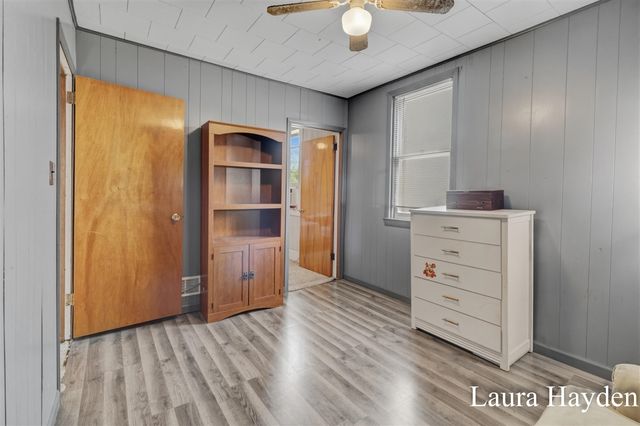 1367 E Riverside Drive, Ionia, MI 48846