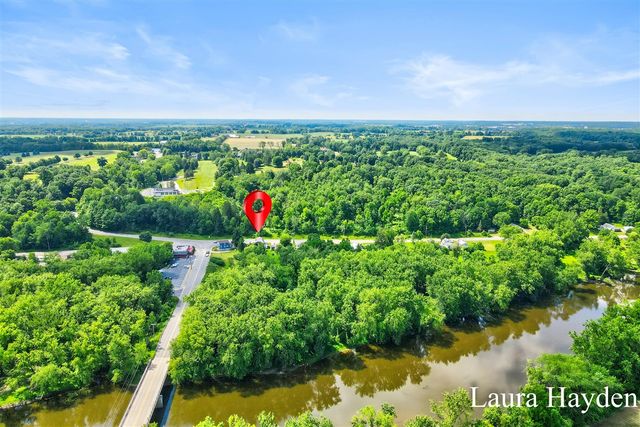 1367 E Riverside Drive, Ionia, MI 48846