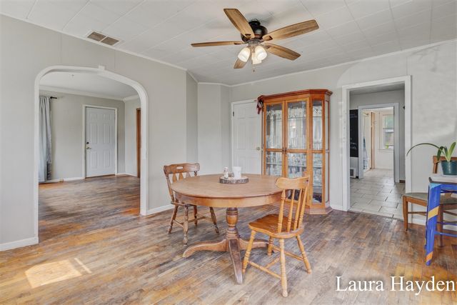 1367 E Riverside Drive, Ionia, MI 48846