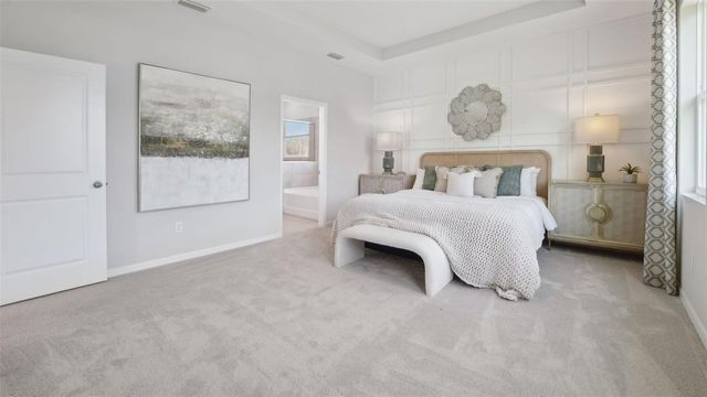 2105 STRATTEN DRIVE, Zephyrhills, FL 33541