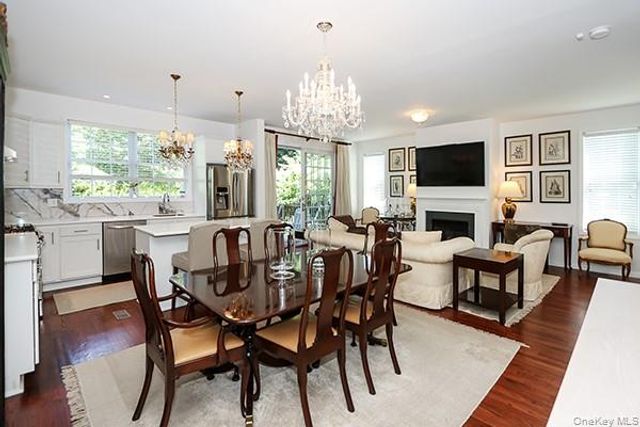 4 Spring Court, Huntington, NY 11743