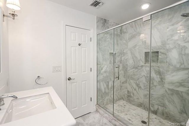 4 Spring Court, Huntington, NY 11743