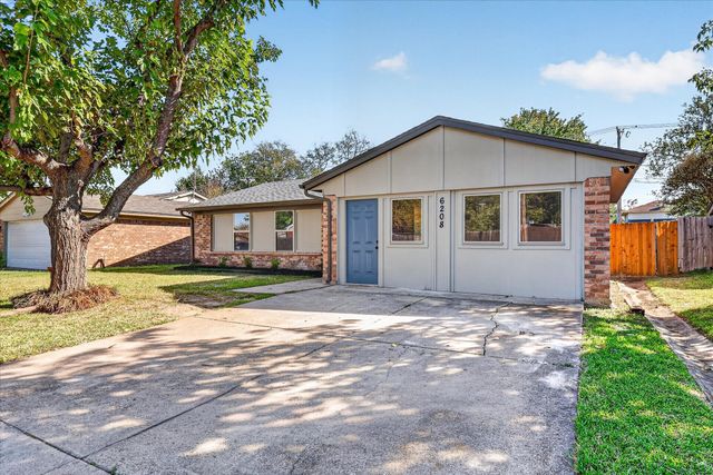 6208 Kary Lynn Drive S, Watauga, TX 76148