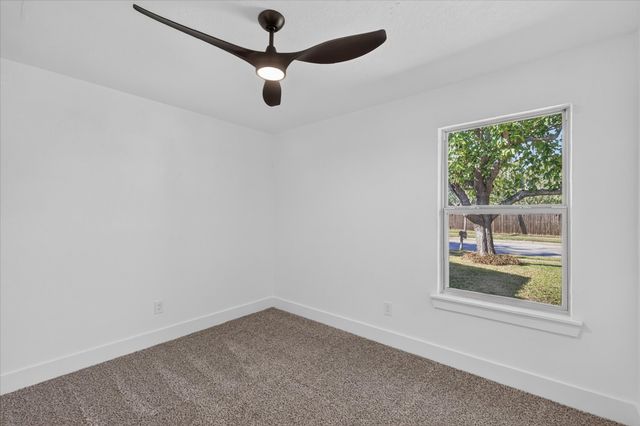 6208 Kary Lynn Drive S, Watauga, TX 76148