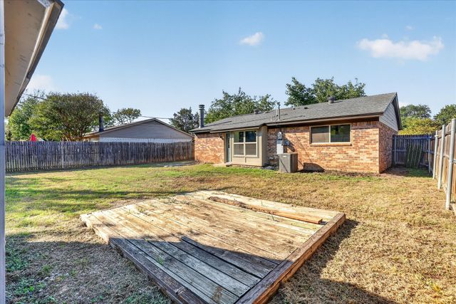 6208 Kary Lynn Drive S, Watauga, TX 76148