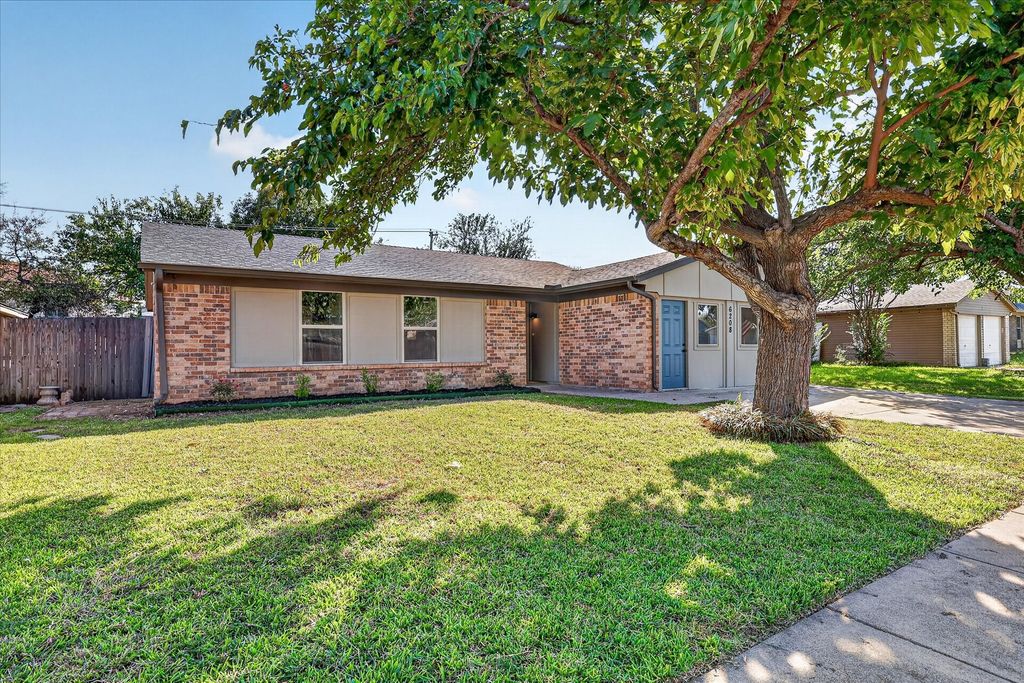 6208 Kary Lynn Drive S, Watauga, TX 76148 — photo 3