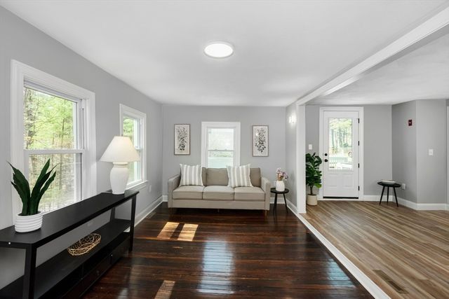43 Riverside Dr, North Reading, MA 01864