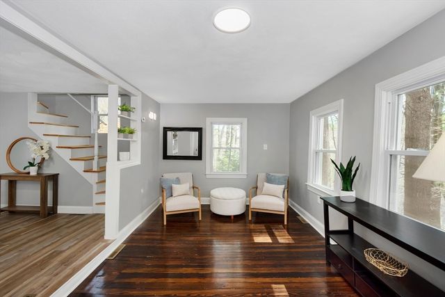 43 Riverside Dr, North Reading, MA 01864