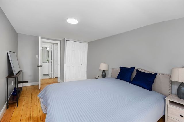 43 Riverside Dr, North Reading, MA 01864
