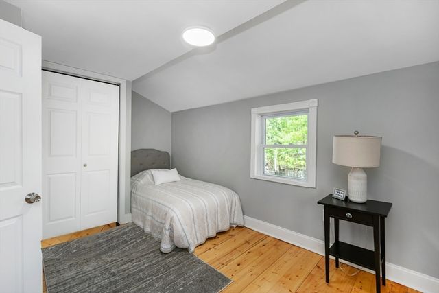 43 Riverside Dr, North Reading, MA 01864