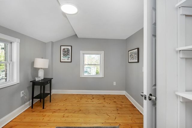 43 Riverside Dr, North Reading, MA 01864